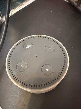 Smart Voice Assistant Speaker - Black